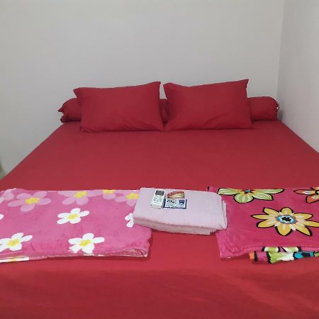 Almira Homestay Near Airport ジャンビ エクステリア 写真